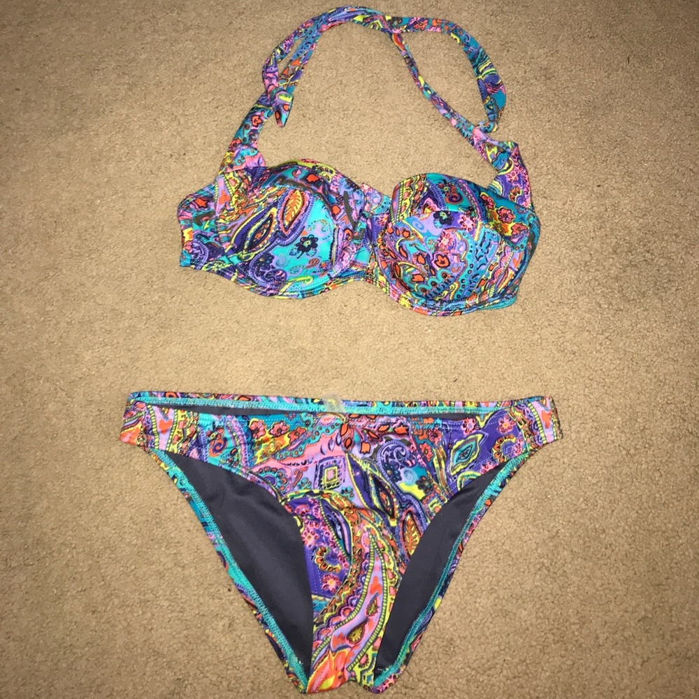 Victoria’s Secret Bikini